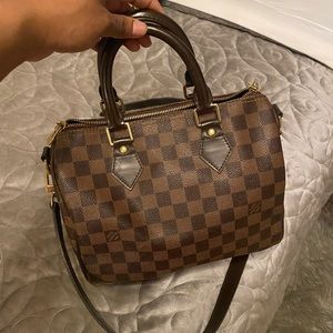 LV speedy 25 bandouliere